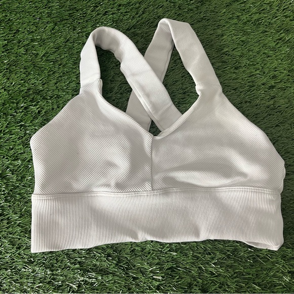ALO Yoga Other - ALO Yoga White Ribbed Sports Bra
